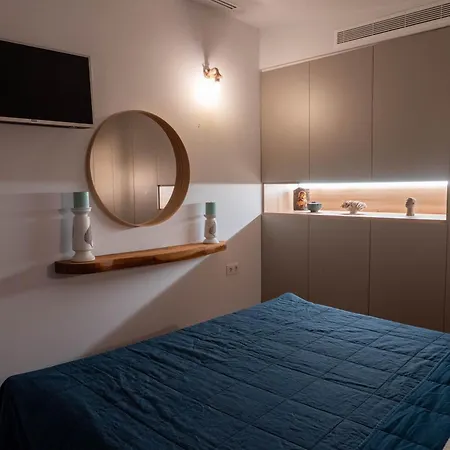 Villa Nerόessa Vakantiehuis Vouliagmeni-meer