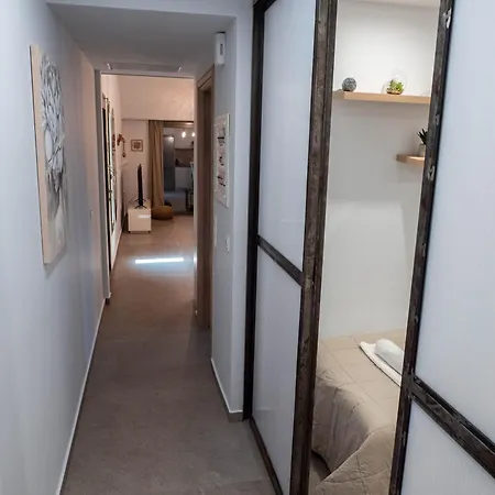 Villa Nerόessa Limni Vouliagmenis