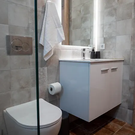 Villa Nerόessa * אגם ווליאגמני