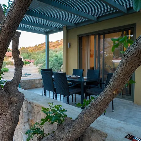 Vakantiehuis Villa Nerόessa