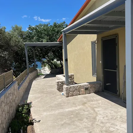 Nerόessa Сasa de vacaciones Limni Vouliagmenis